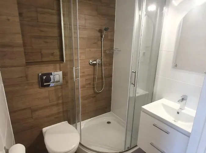 Przy Lesie Konukevi 3*